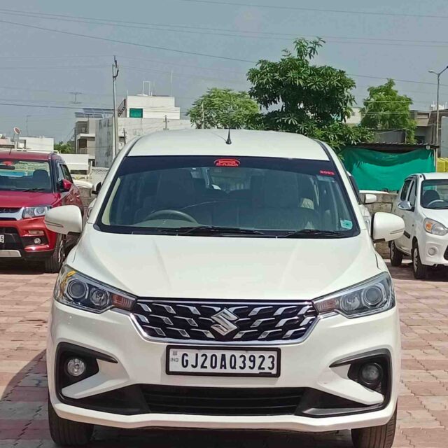 Second Hand Maruti Ertiga CNG